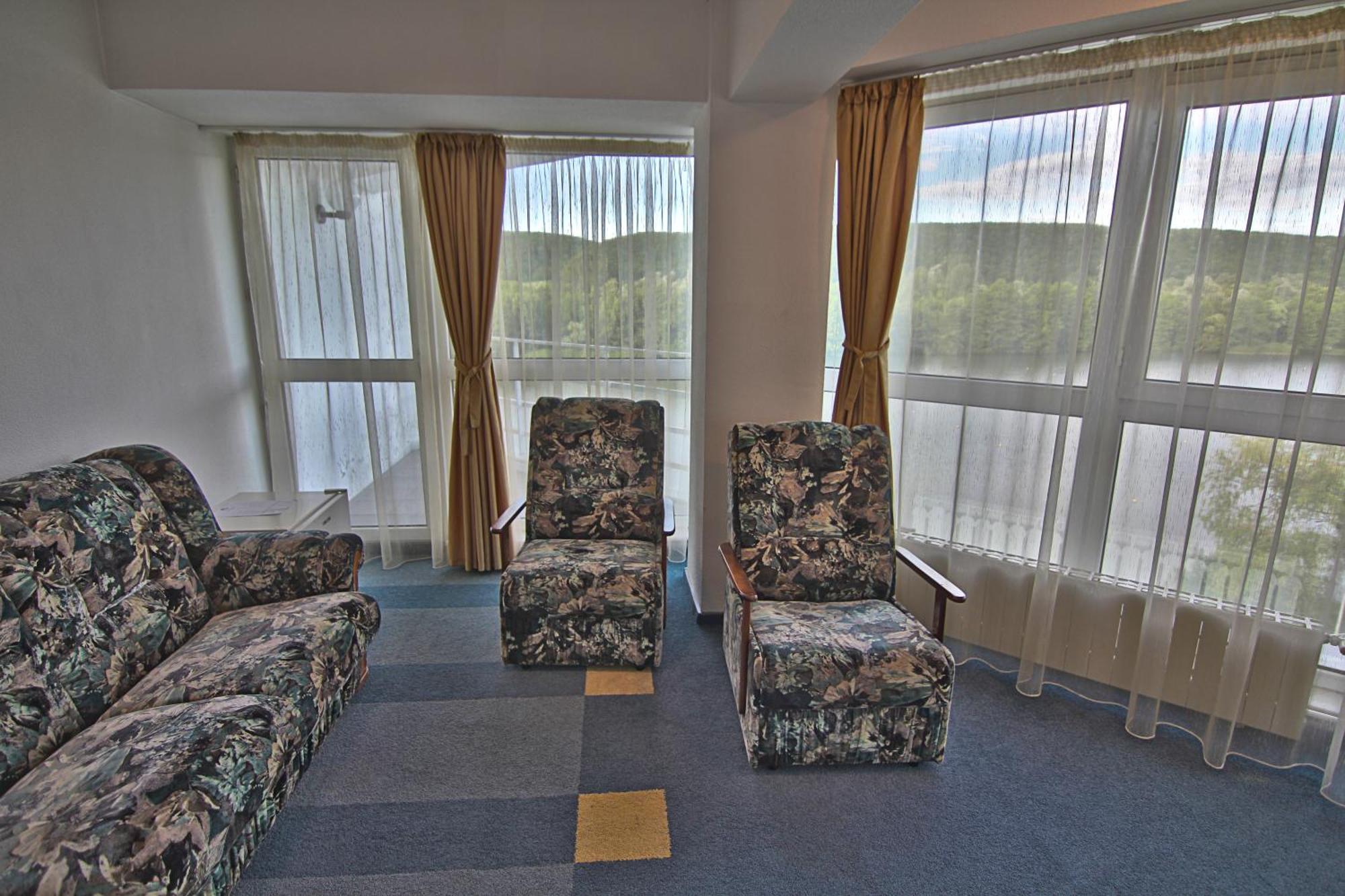 Hotel Star Pitesti Exterior photo