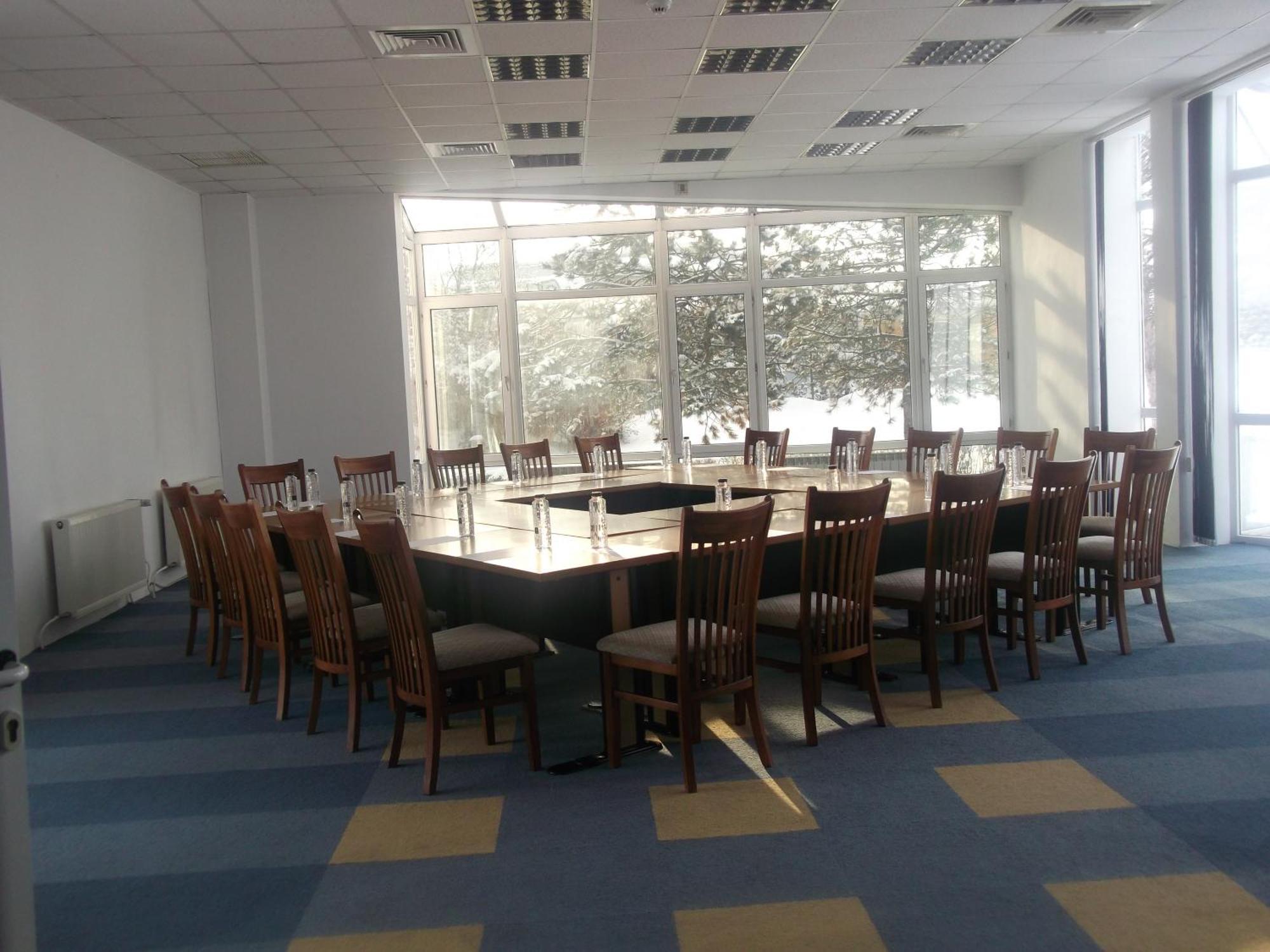Hotel Star Pitesti Exterior photo