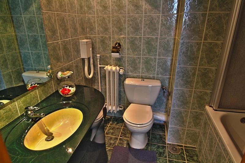 Hotel Star Pitesti Room photo